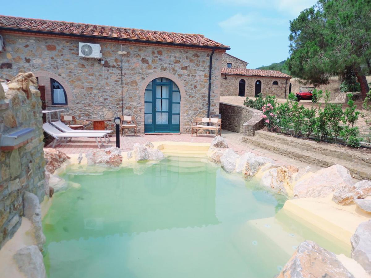 Agriturismo La Fontanella & Glamping 수베레토 외부 사진