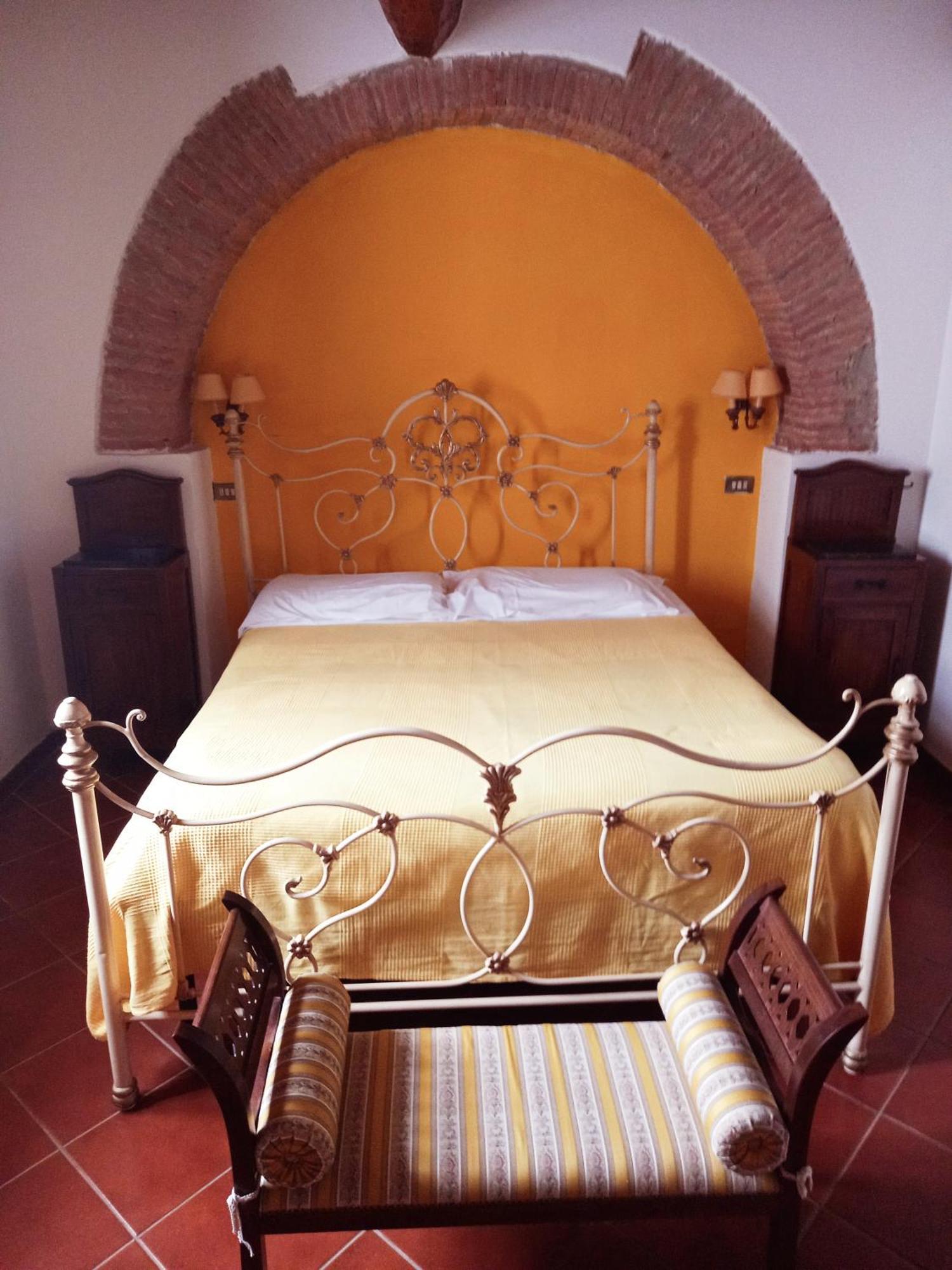 Agriturismo La Fontanella & Glamping 수베레토 외부 사진