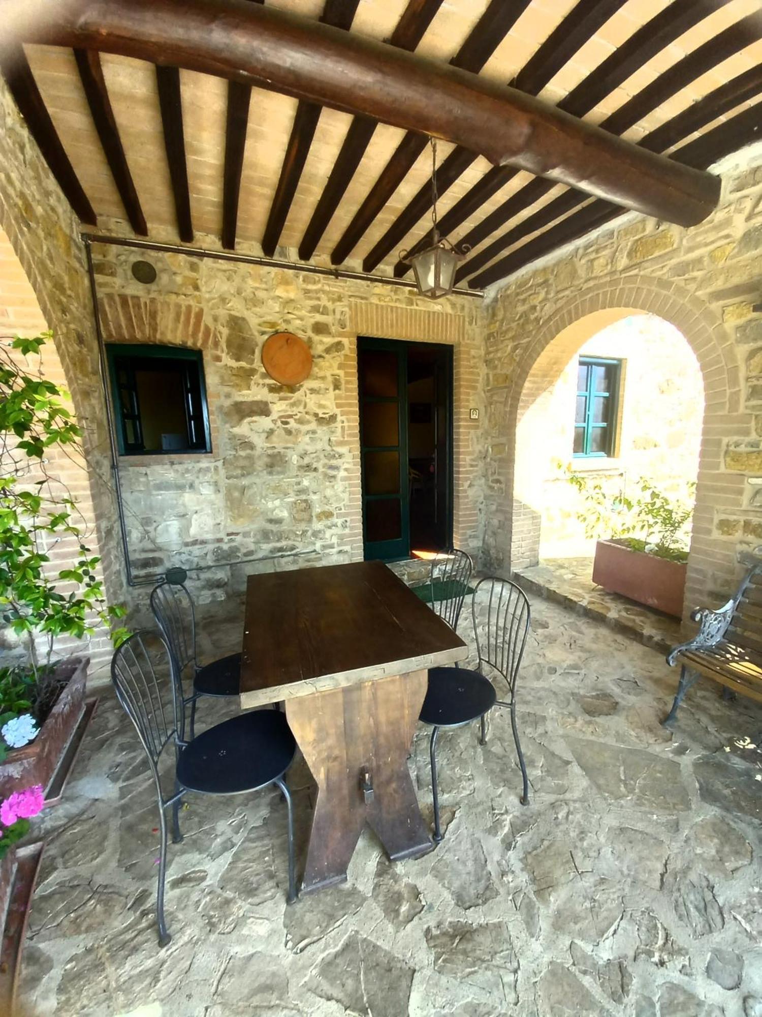 Agriturismo La Fontanella & Glamping 수베레토 외부 사진