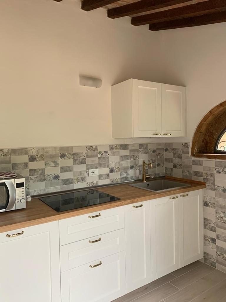 Agriturismo La Fontanella & Glamping 수베레토 외부 사진